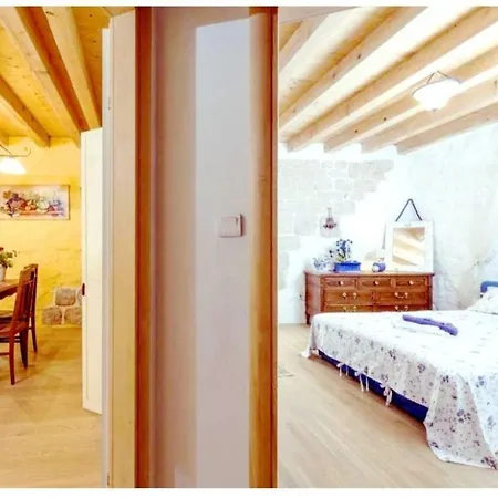 Hvar Heart Heritage Stone House 2 Floors, Up To 6 Persons 스타리 그라드